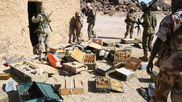Mali: un soldat et 12 jihadistes tués dans des combats, selon l’armée