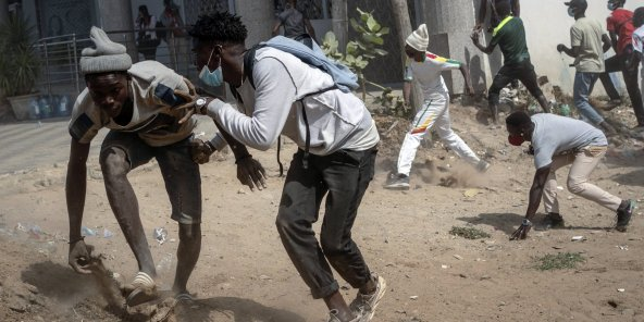 Émeutes au Sénégal : une commission d’enquête lancée, Ousmane Sonko déjà visé