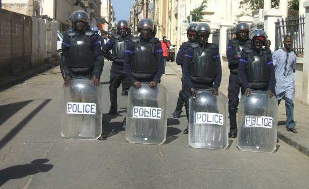 Dakar sous haute tension pour le vote de lois sur le “terrorisme”