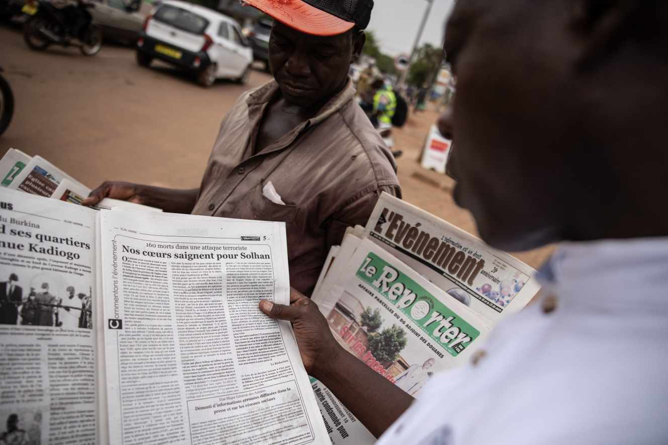 Au Burkina Faso, la colère monte au sein de la population face à la multiplication des attaques