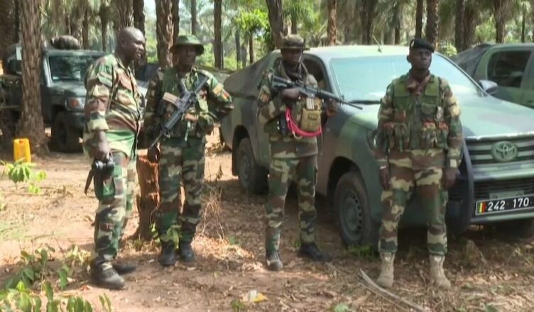 Sénégal : l’armée occupe toutes les bases rebelles dans la Casamance (armée)