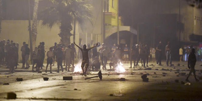 Violences policières en Tunisie: le gouvernement sur la défensive face aux troubles