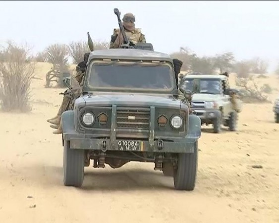 Mali : un an après le coup d’Etat, Bamako craint de partager le sort de Kaboul