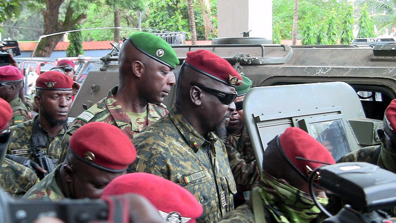 Guinée: le colonel Doumbouya dit «non» au médiateur de la Cédéao