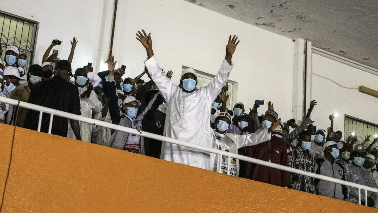 Le président gambien Adama Barrow a prêté serment pour son deuxième mandat