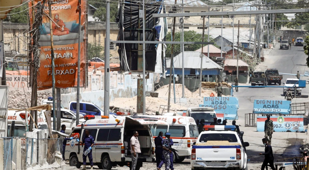 Un kamikaze fait six morts et 13 blessés à Mogadiscio