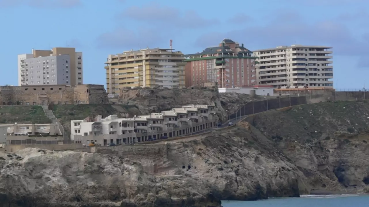 Espagne: entrée massive de migrants dans l’enclave de Melilla