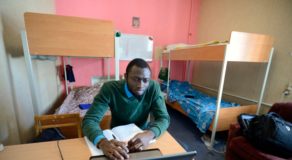 Ukraine: La détresse d’étudiants africains dans une ville encerclée par les Russes