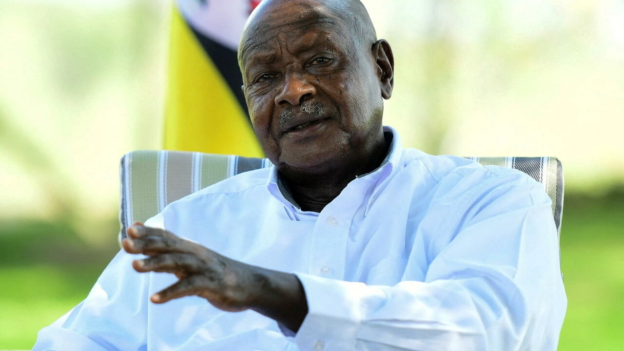 Ouganda: Museveni envisage l’envoi de troupes au Mozambique pour lutter contre les terroristes