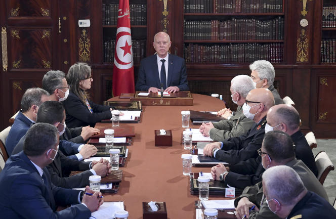 En Tunisie, la difficile opposition au président Kaïs Saïed