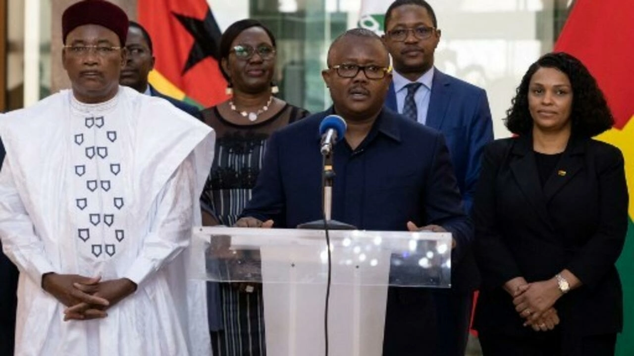 Transition au Burkina Faso: une délégation de la Cédéao fait le point à Ouagadougou