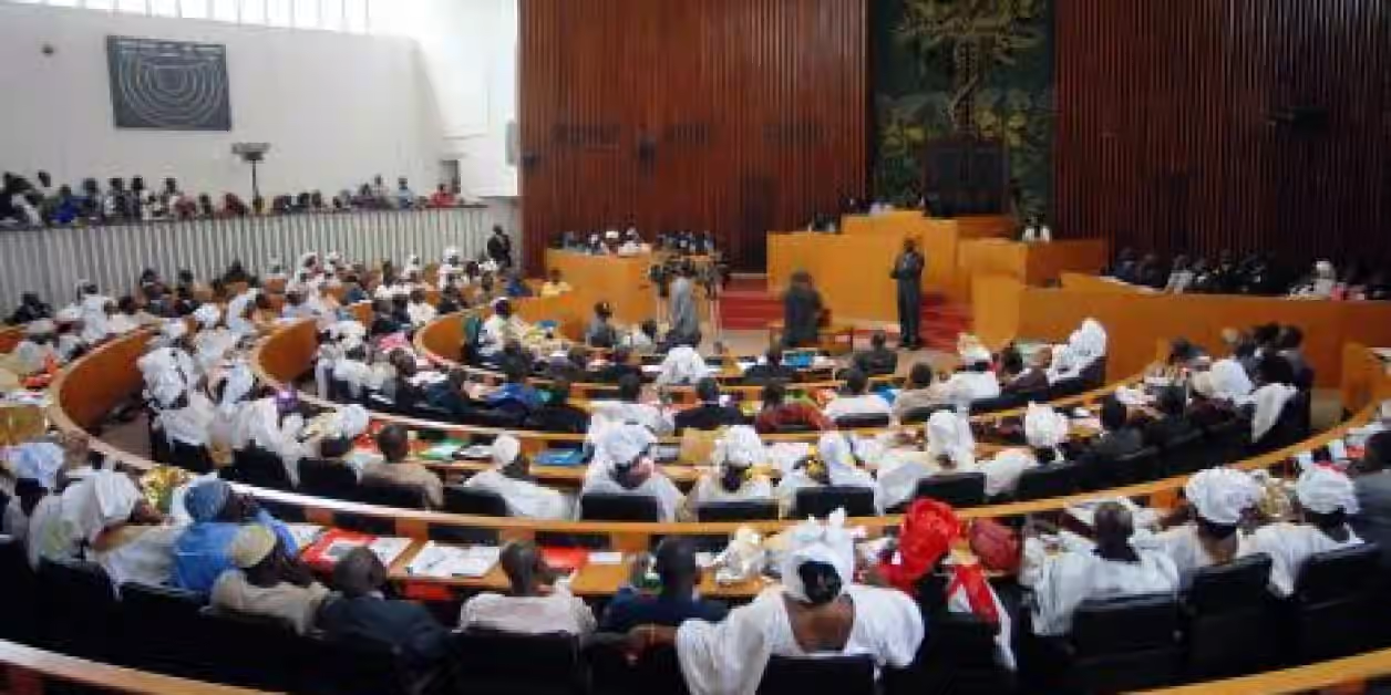 Législatives au Sénégal : la défaite de Macky Sall est aussi stratégique