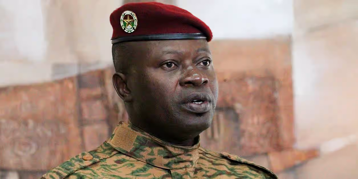 Burkina Faso : le chef d’état-major particulier de Macron en « opération déminage » auprès de Damiba