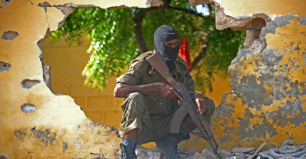 Senior Officials Among Nine Dead in Somalia Car Bombings