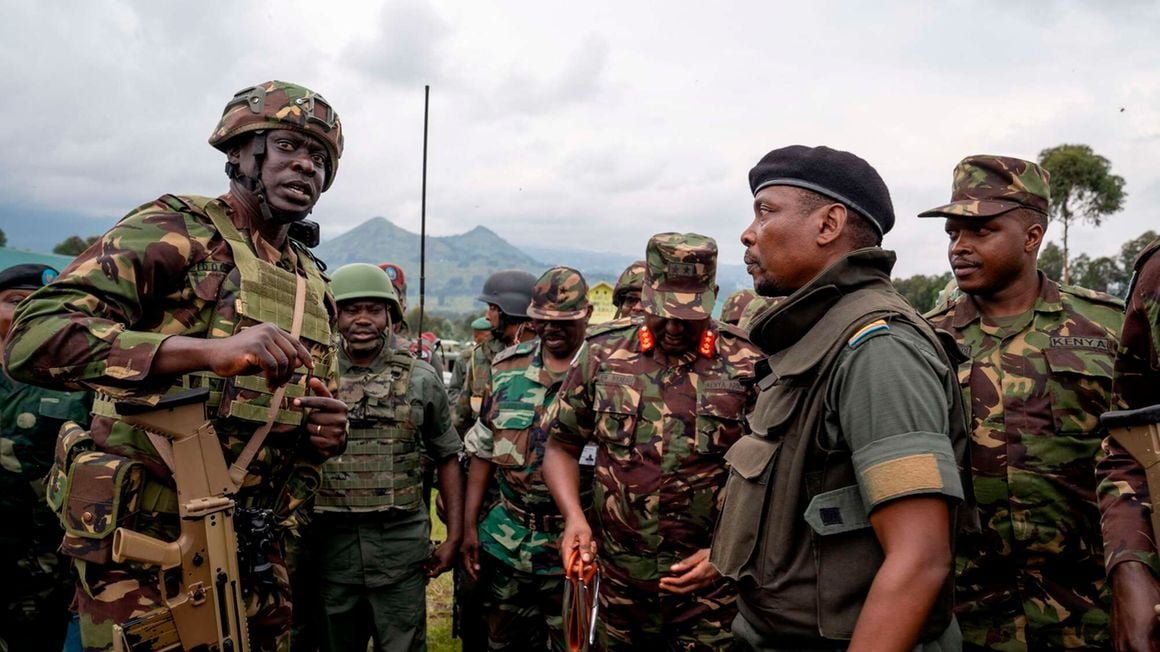 Rebel clashes flare in east DR Congo despite pull-out plan