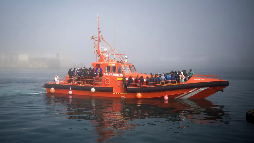 Nearly 900 migrants rescued by Moroccan navy, one drowned