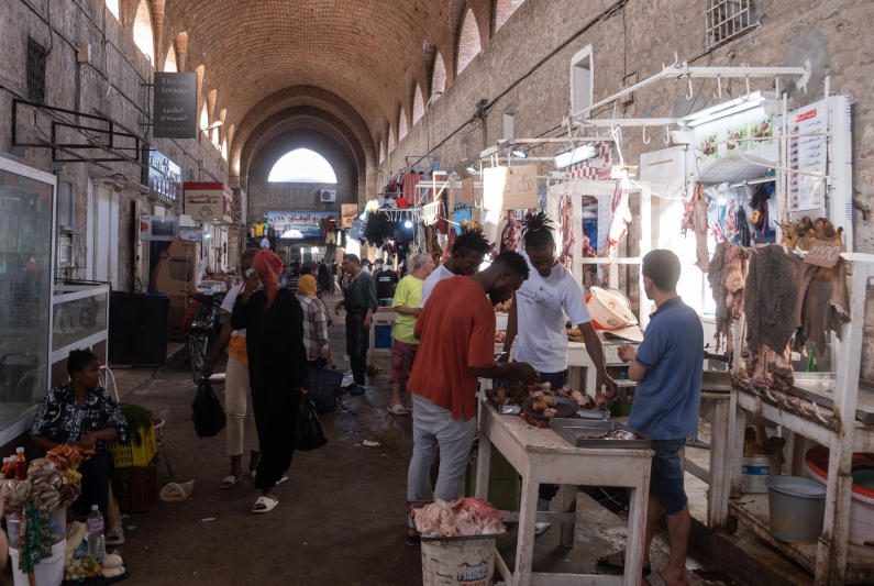 Tunisie : dans la ville portuaire de Sfax, l’espoir blessé des migrants subsahariens