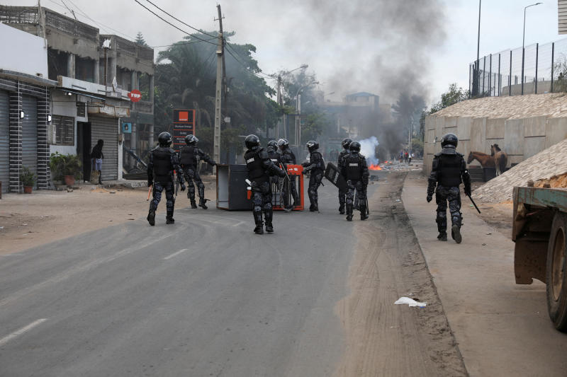 Senegalese government dissolves opposition party, two dead in demonstrations