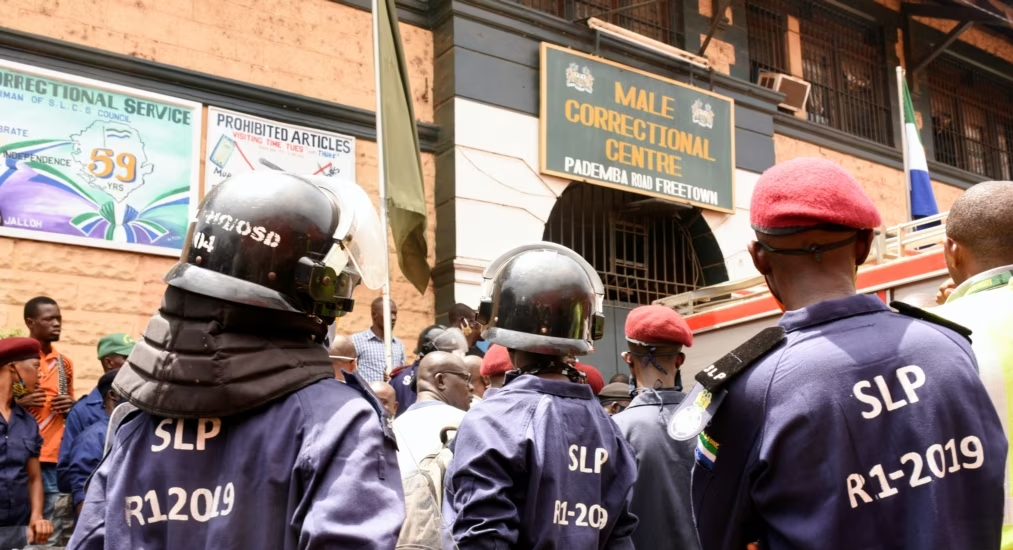 Sierra-Leone : la police annonce l’arrestation de plusieurs personnes pour un complot présumé