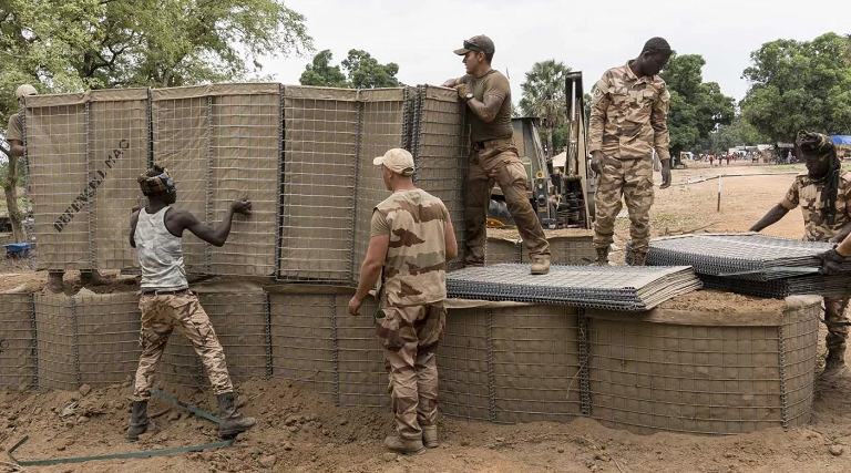 Militaires français en Afrique. Le trompe-l’œil de la «réarticulation»