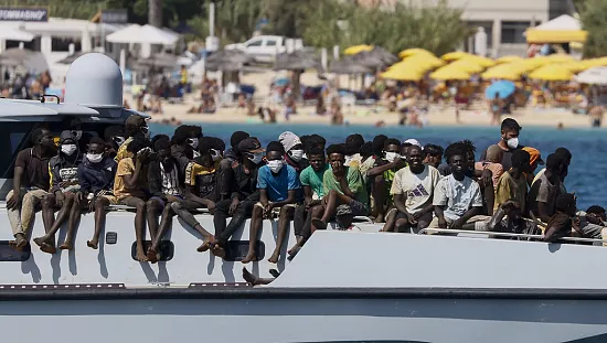 Nearly 7,000 migrants arrive on Italy’s southern island of Lampedusa within 24hours