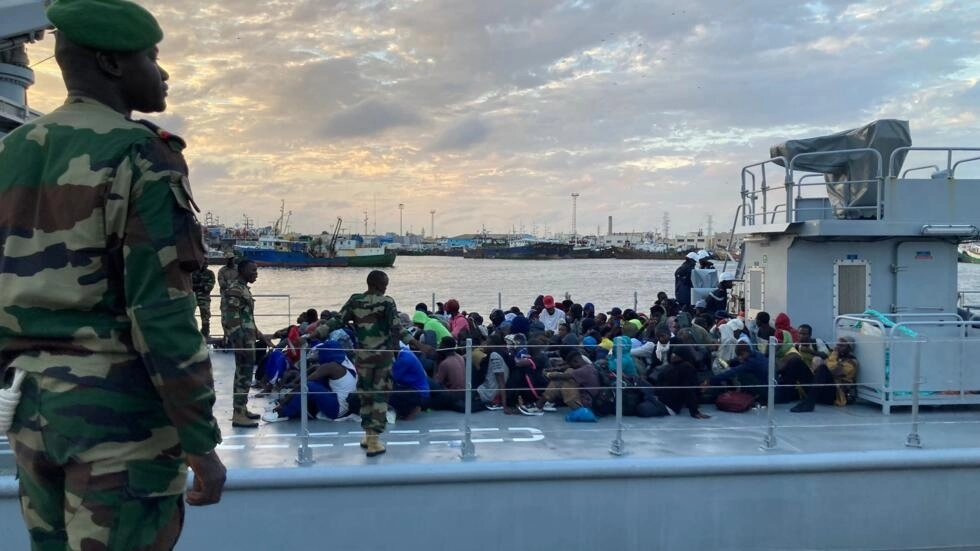 Sénégal: dans le port de Dakar, le dépit de migrants interceptés en mer par la marine