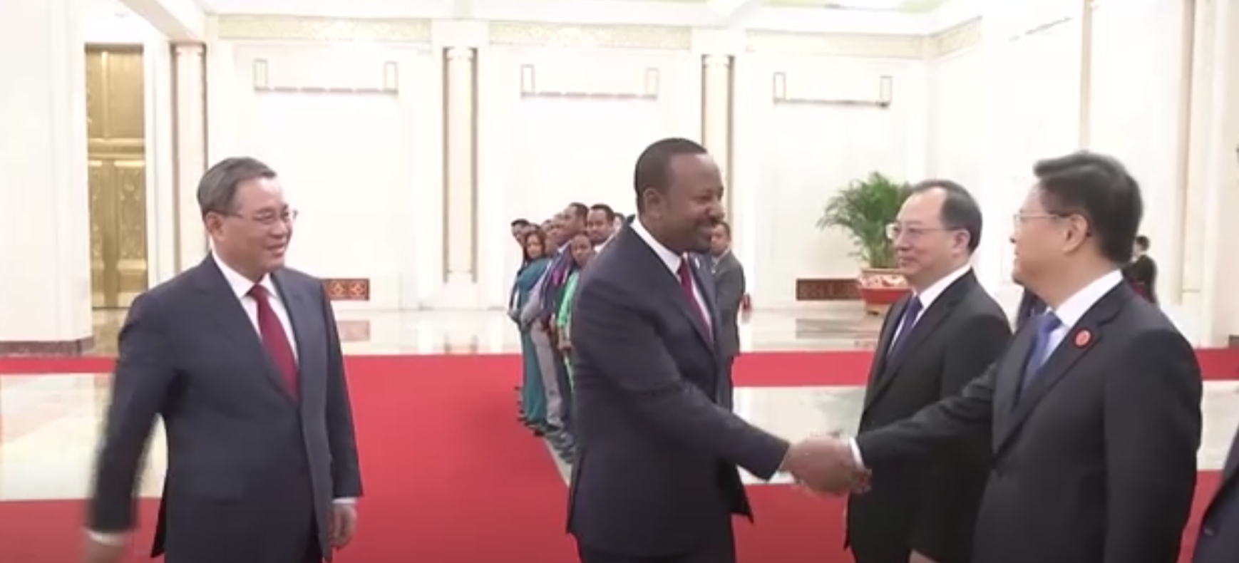 Ethiopia’s prime minister holds talks with Chinese counterpart in Beijing