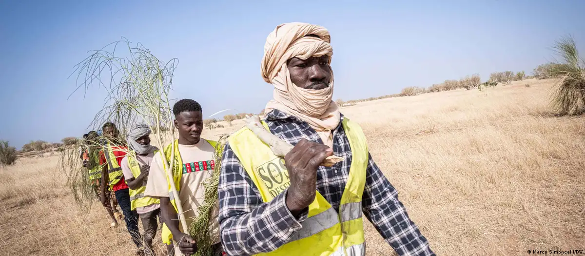 Mauritania: The refugees putting out fires – and prejudice