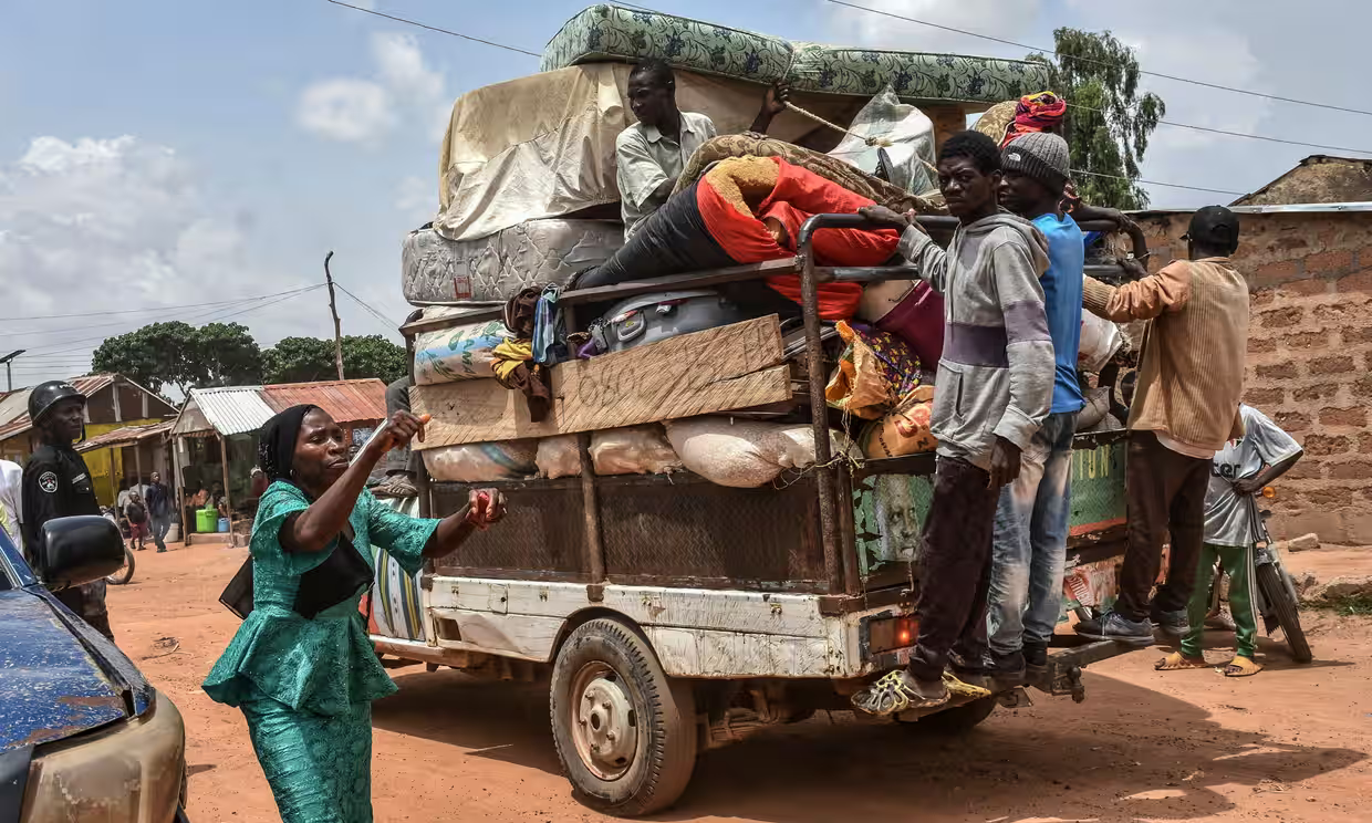 At least 160 dead and 300 wounded after attacks by armed gangs in Nigeria