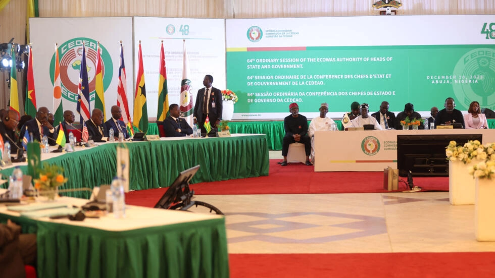 Crises au Sénégal, avec le Burkina Faso, le Mali et le Niger… La Cédéao se réunit en urgence
