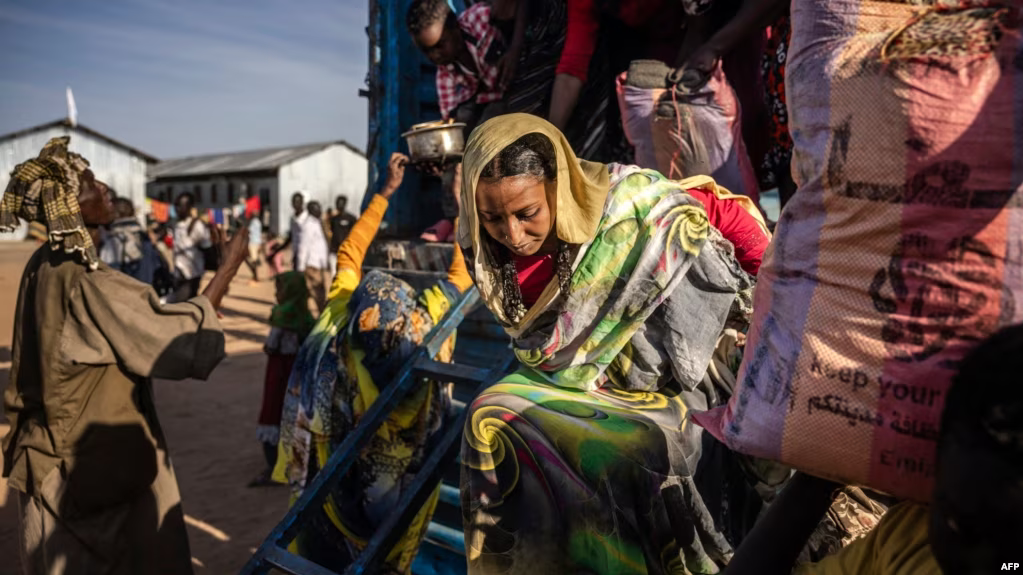 Dans des camps surchargés au Soudan du Sud, l’attente des réfugiés soudanais