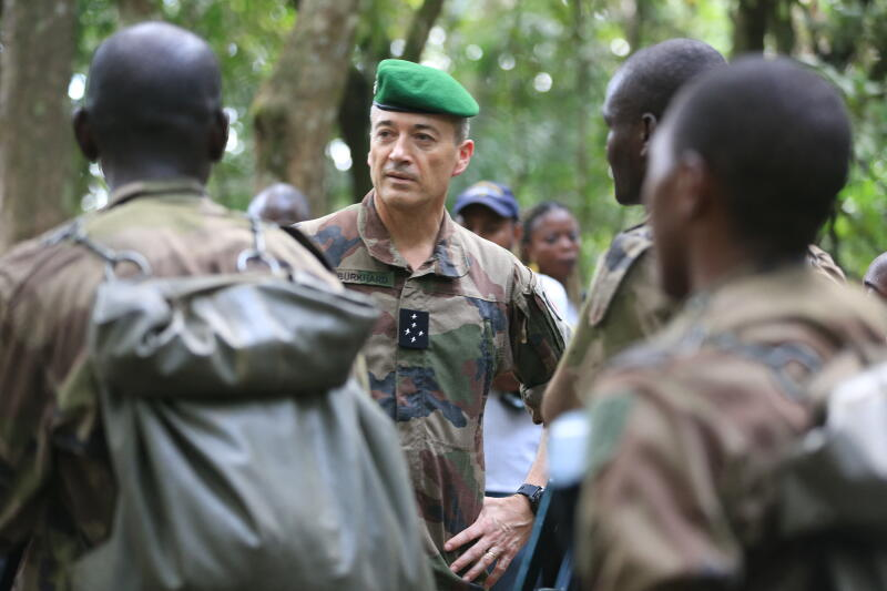 Au Gabon, la présence militaire française se réoriente vers la formation