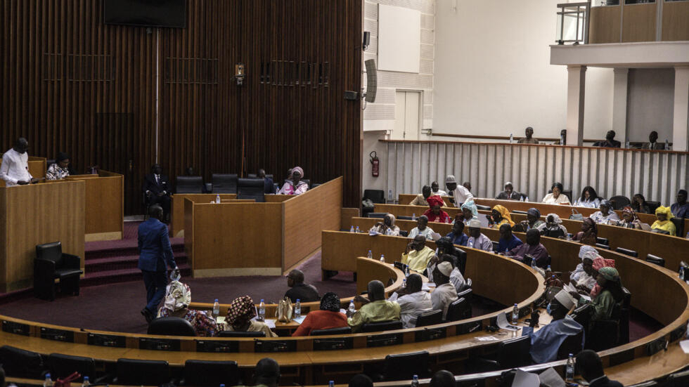 Au Sénégal, l’opposition au gouvernement veut faire voter une motion de censure