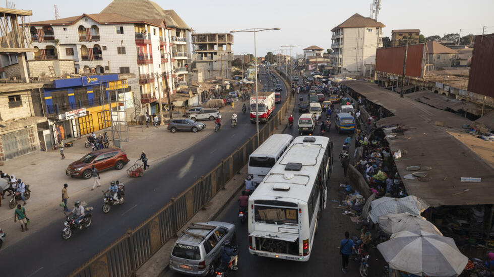 Guinée: de nombreux partis politiques sous menace de dissolution avec la fin d’un délai pour leur réorganisation