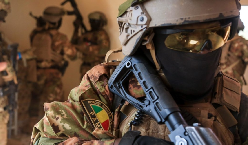 Mali : l’armée malienne détruit des sites et entrepôts des organisations terroristes