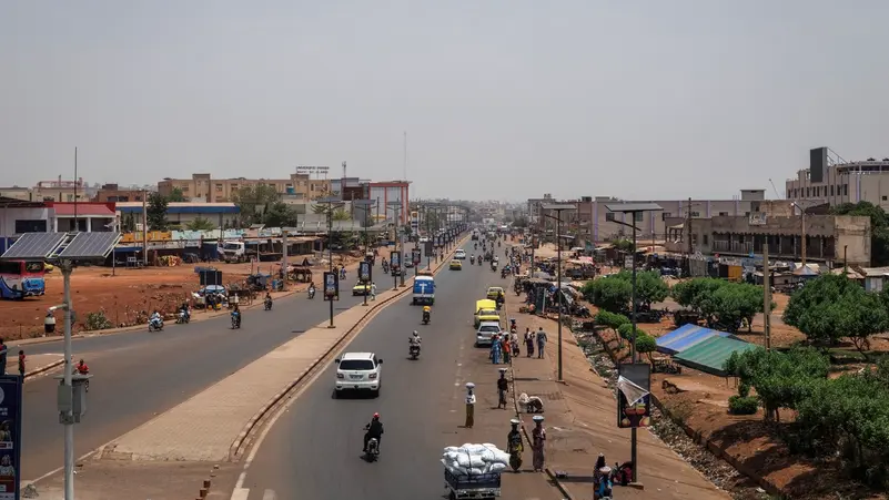 Mali extremists call for united front, begin Bamako blockade