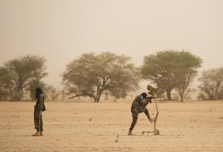 Mali: série d’attaques coordonnées par des combattants du JNIM et du FLA sur des positions de l’armée malienne